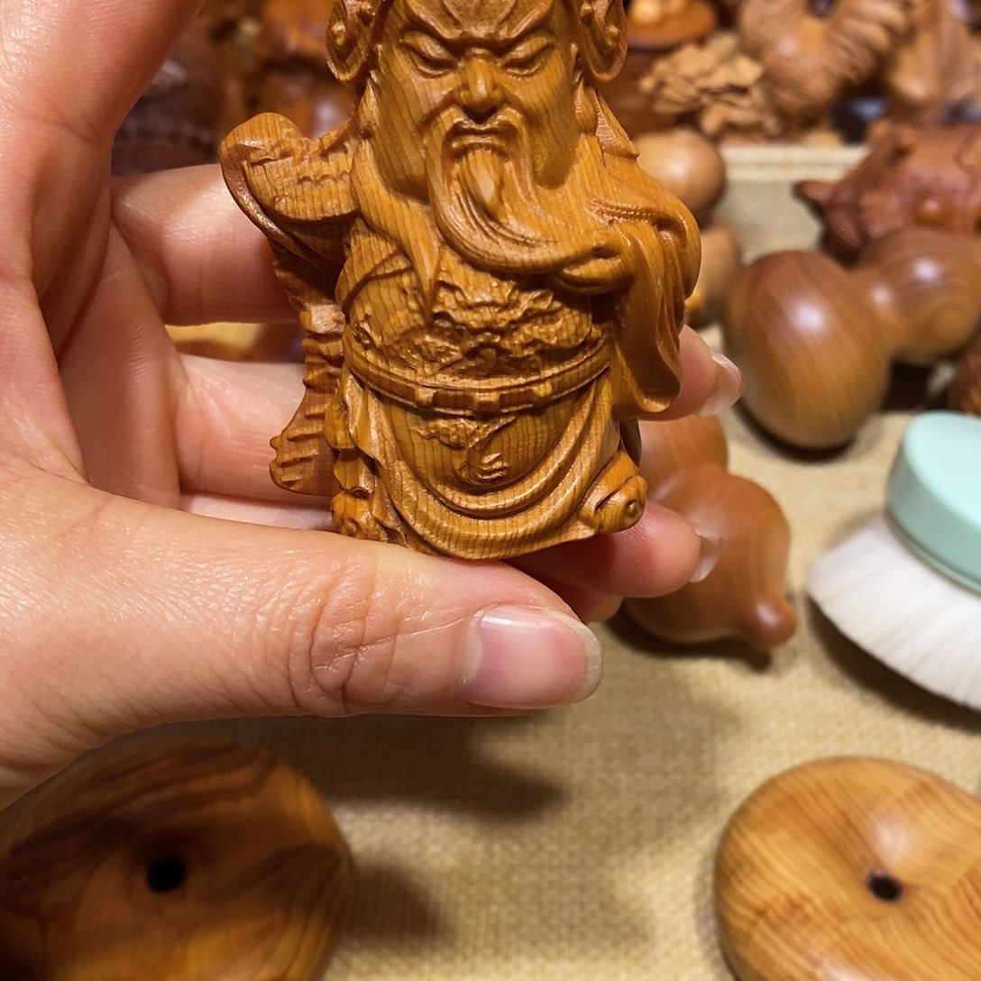 柏木（崖柏）π*崖柏手把件，关二爷