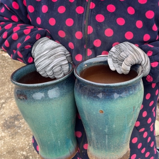 红陶口15高26瑕疵