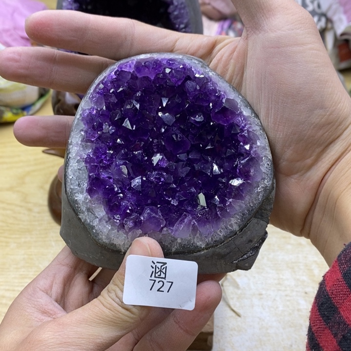 水晶大型摆件（非配饰）未镶嵌删****忆