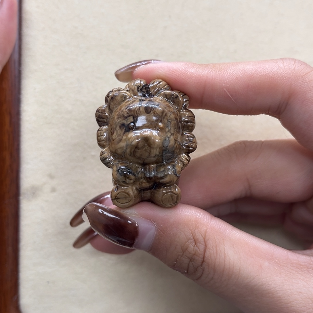 琥珀未镶嵌裸石天然琥珀根珀狮子
