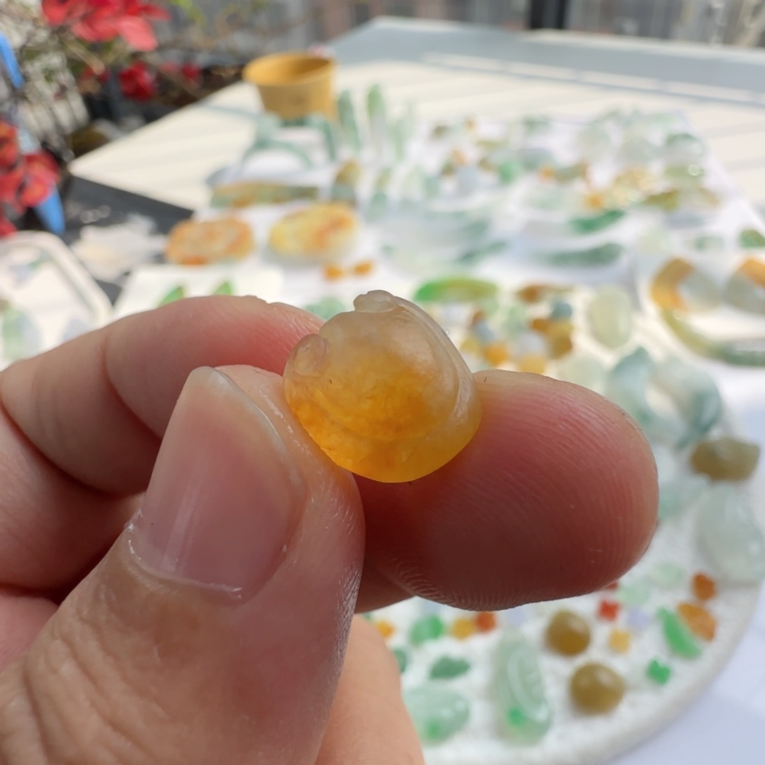 定制翡翠未镶嵌邀***涎定制翡翠毛货不退不换