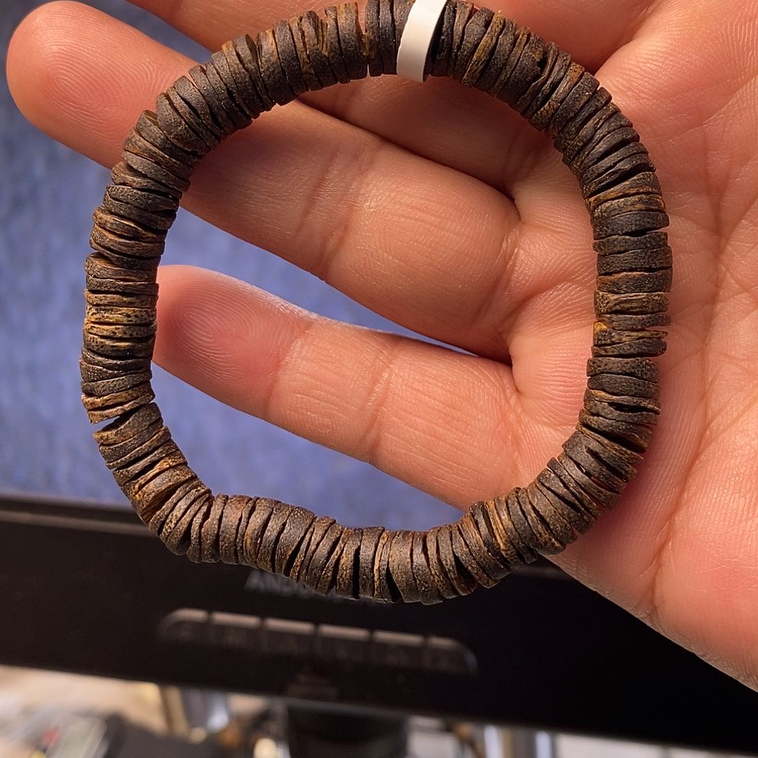 沉香手串沉水片珠单圈8克多样性发一