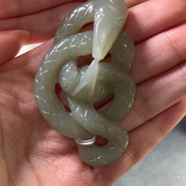 和田玉挂件未镶嵌一**金