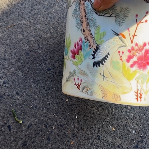 摆件小*哥粉彩松鹤图陶瓷