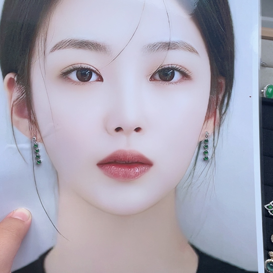 四***。翡翠银S925镶嵌耳饰