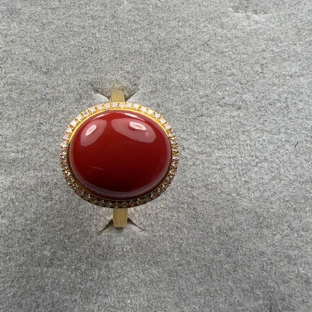18K金镶嵌女戒南红玛瑙