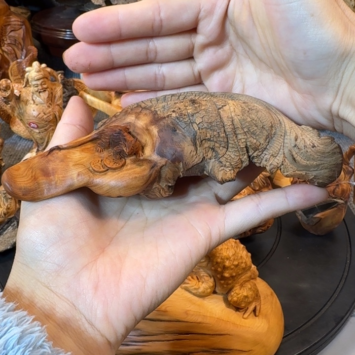 崖柏摆件手把件等