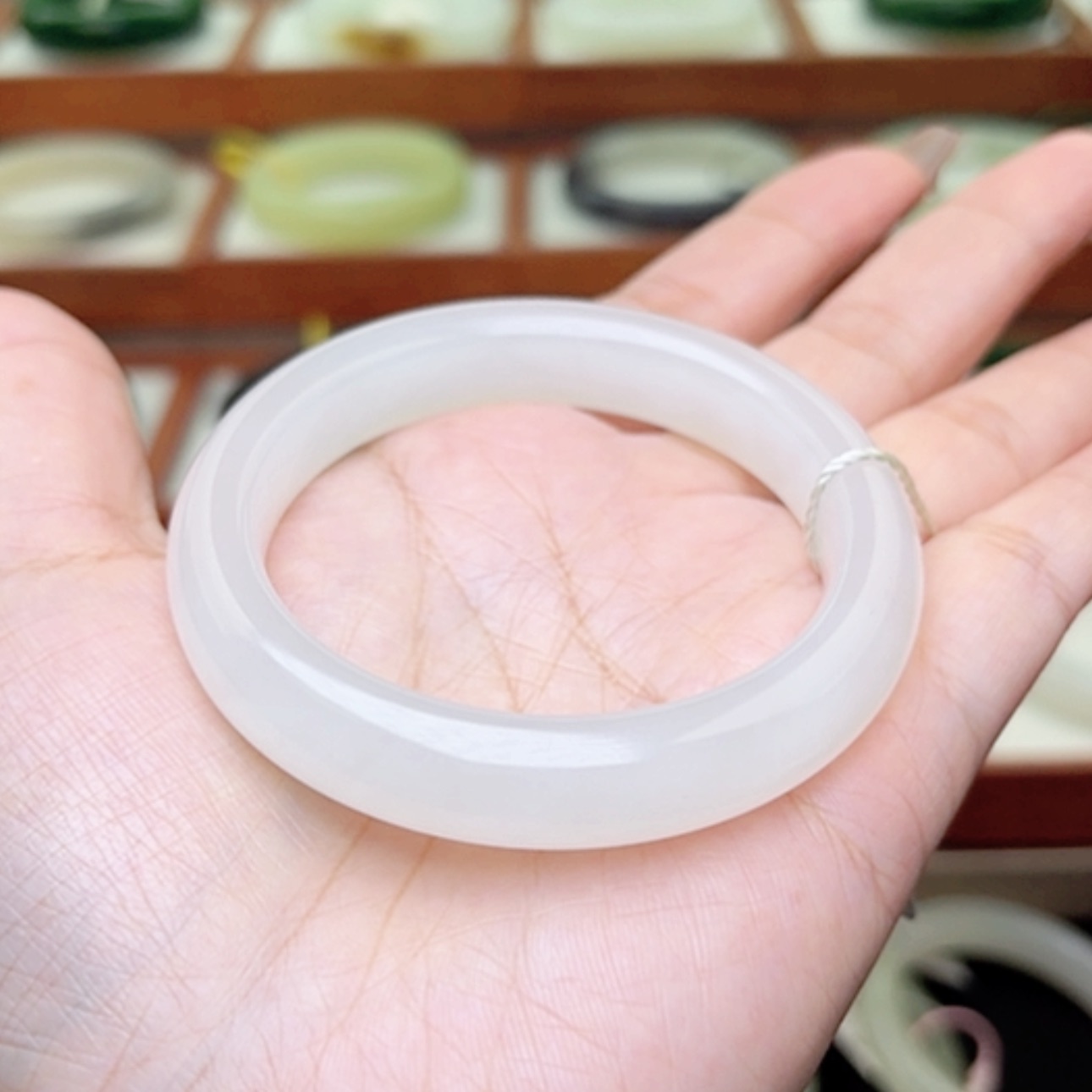 【闪购商品】和田玉手镯未镶嵌