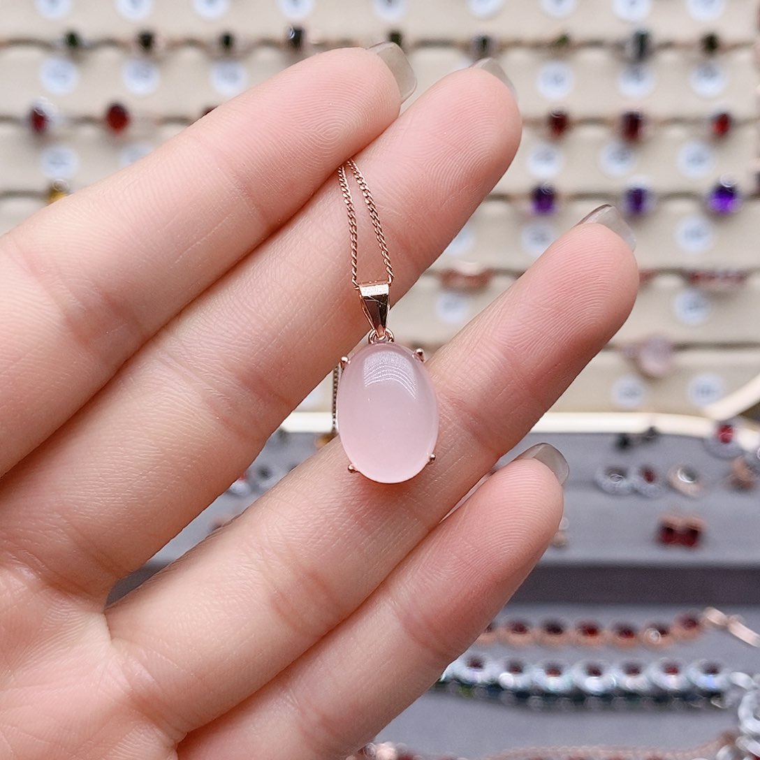 芙蓉石颈饰银S925镶嵌吊坠