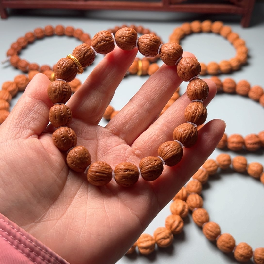 文玩核桃吊坠楼*高野生小核桃