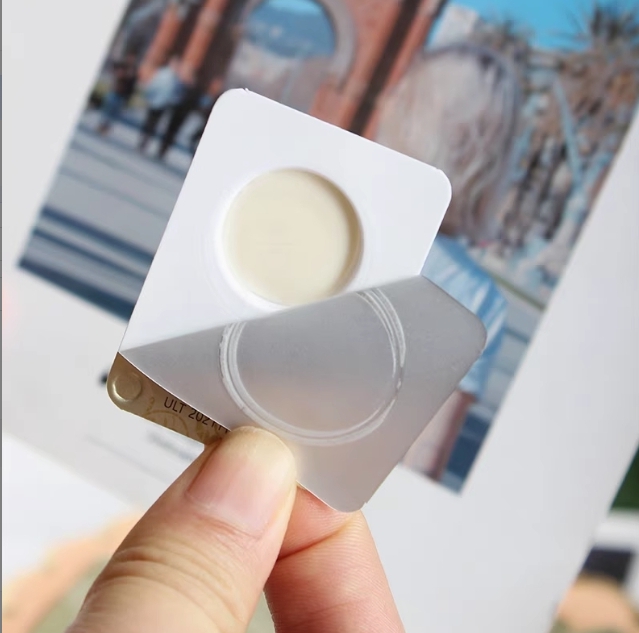 纽扣膏提亮肤色修护面霜10个