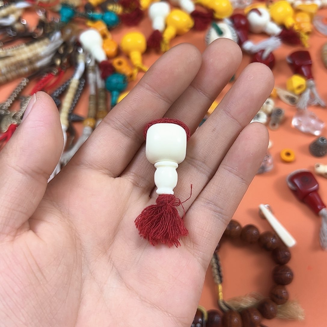 琉璃配饰来***雪玛吉阿米藏式臻品直播间