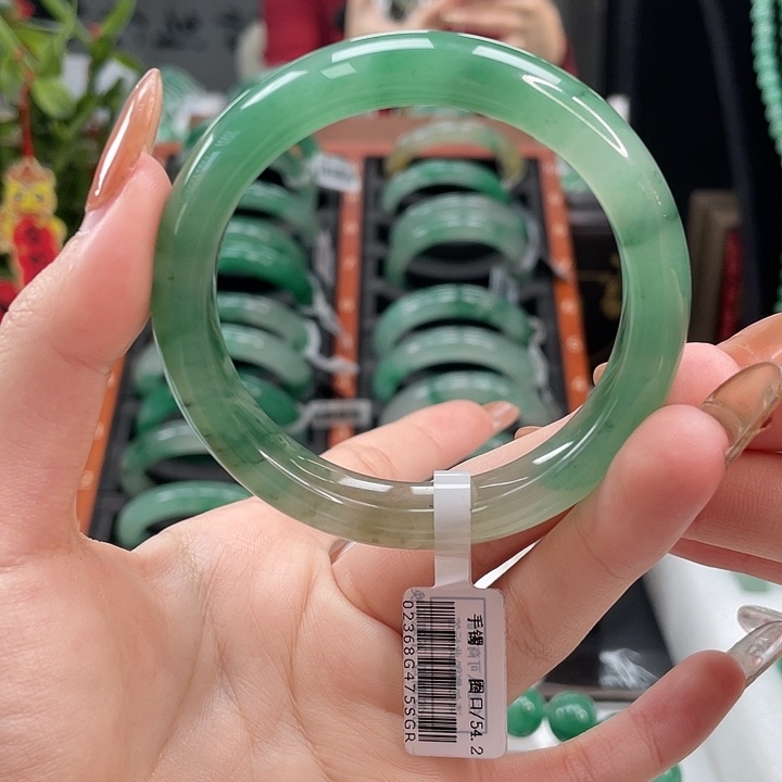 石英质玉手镯未镶嵌天然A货非洲翠手镯