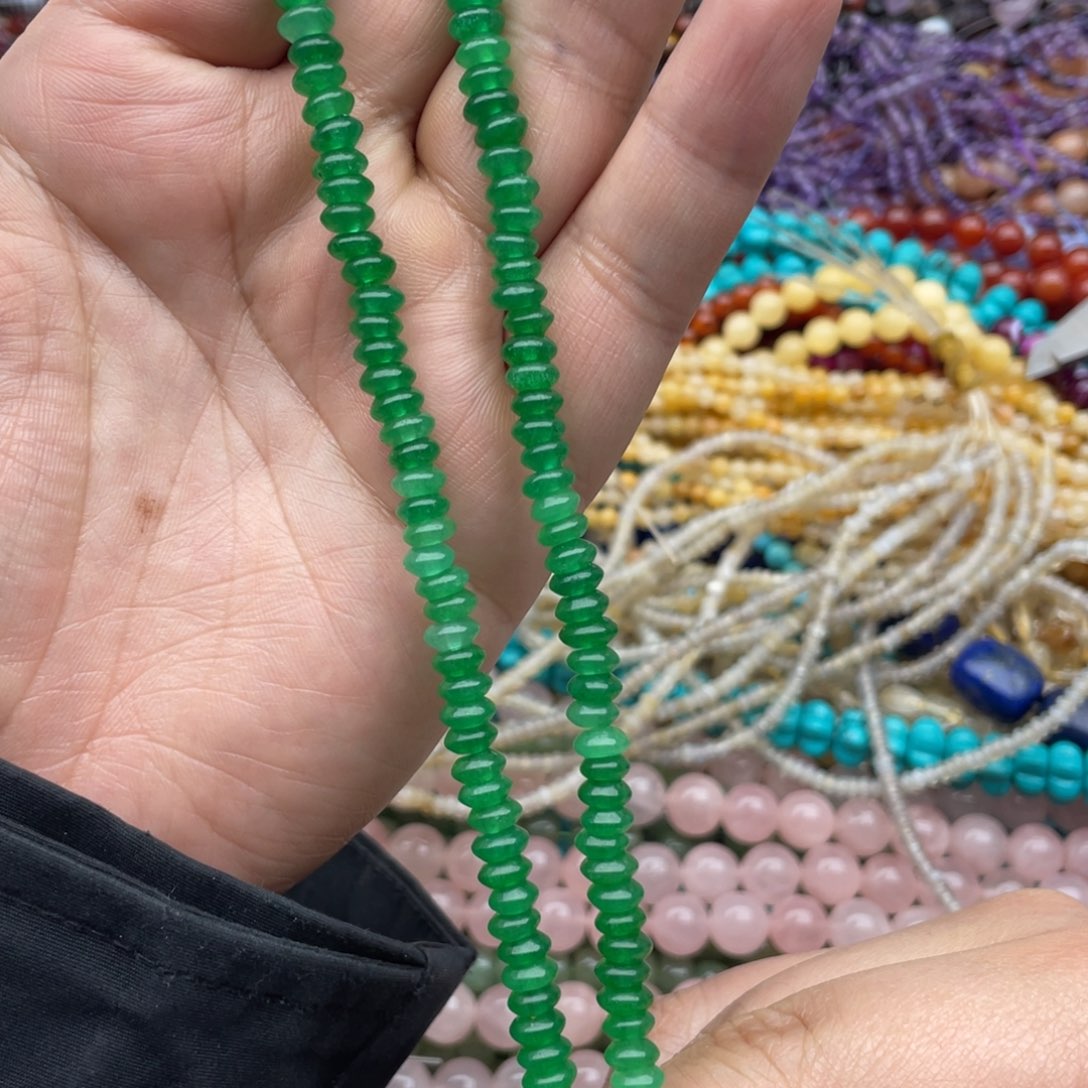 玛瑙/玉髓珠宝半成品未镶嵌一条装6mm绿玉髓飞碟珠