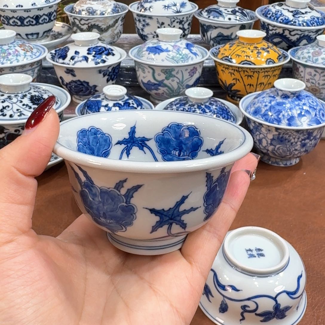 杯子。。。。。。。。。。。。。。