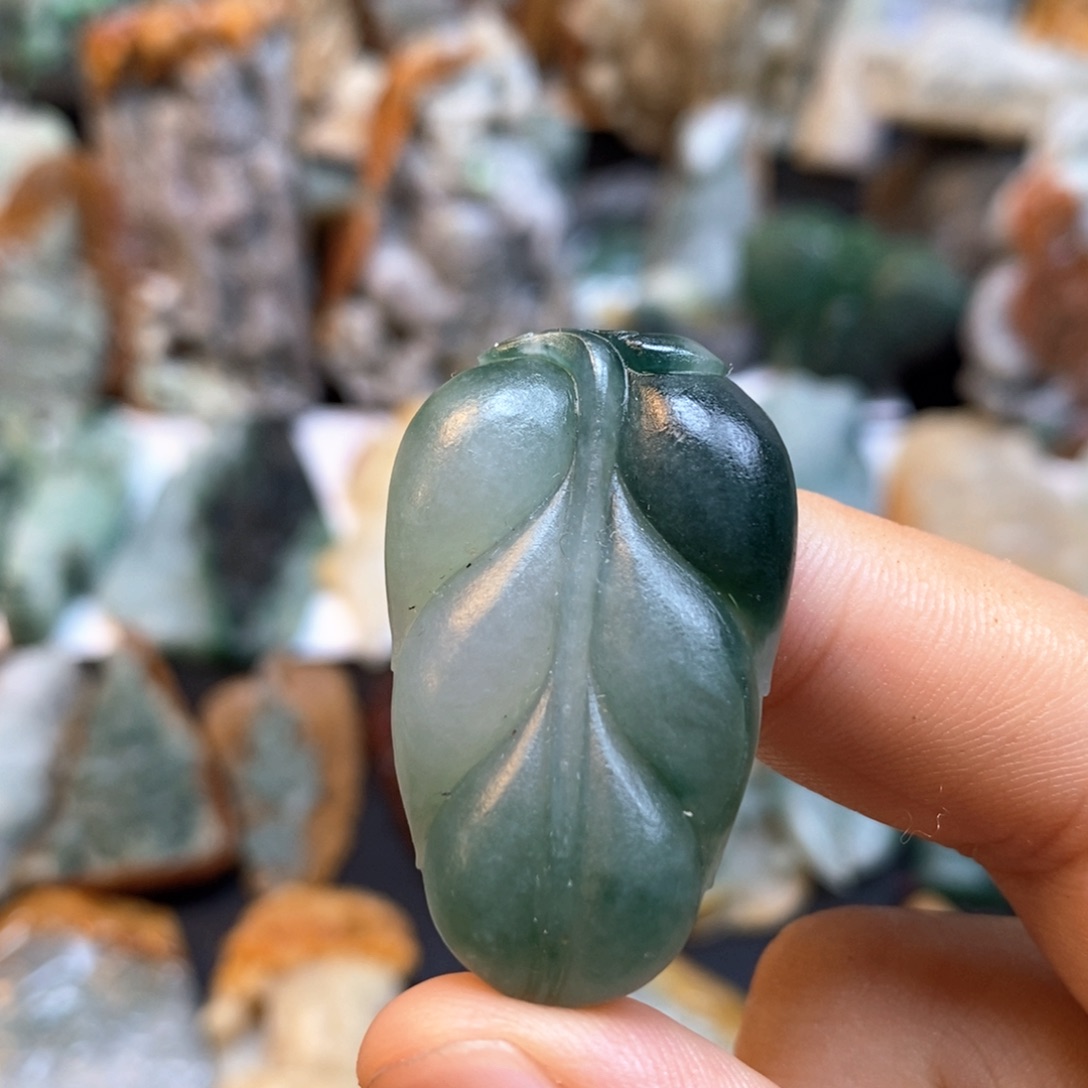 未镶嵌定制翡翠特色06