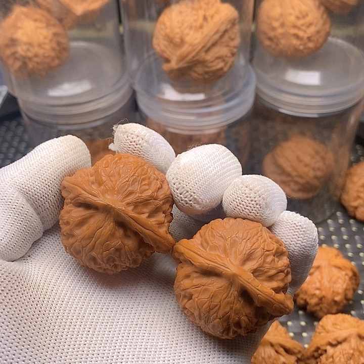 文玩核桃吊坠宫灯