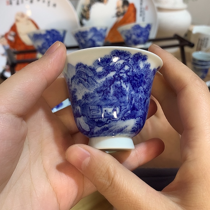 将进酒杯莫停与尔同消万古愁茶杯