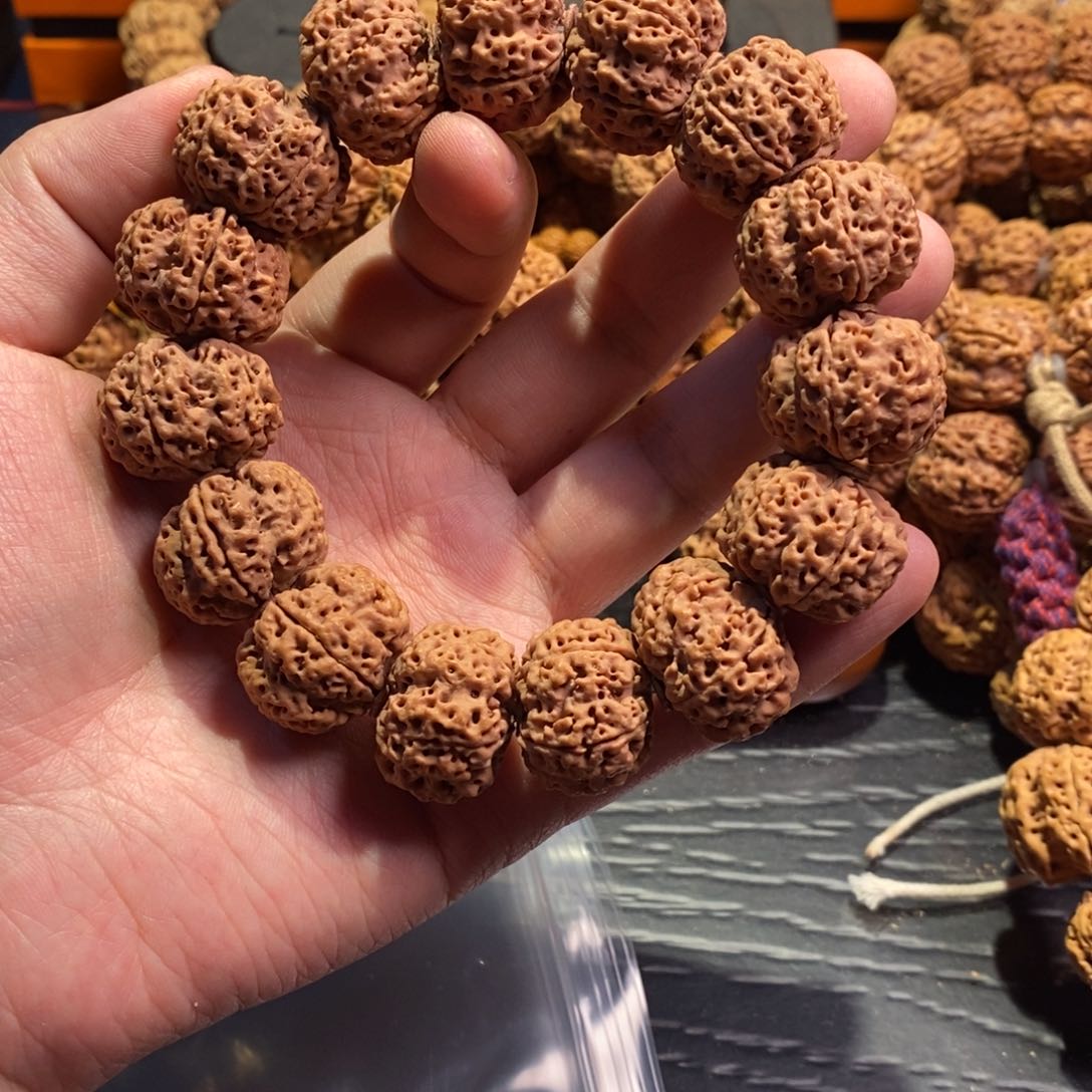 金刚菩提手串泙*吢梅花