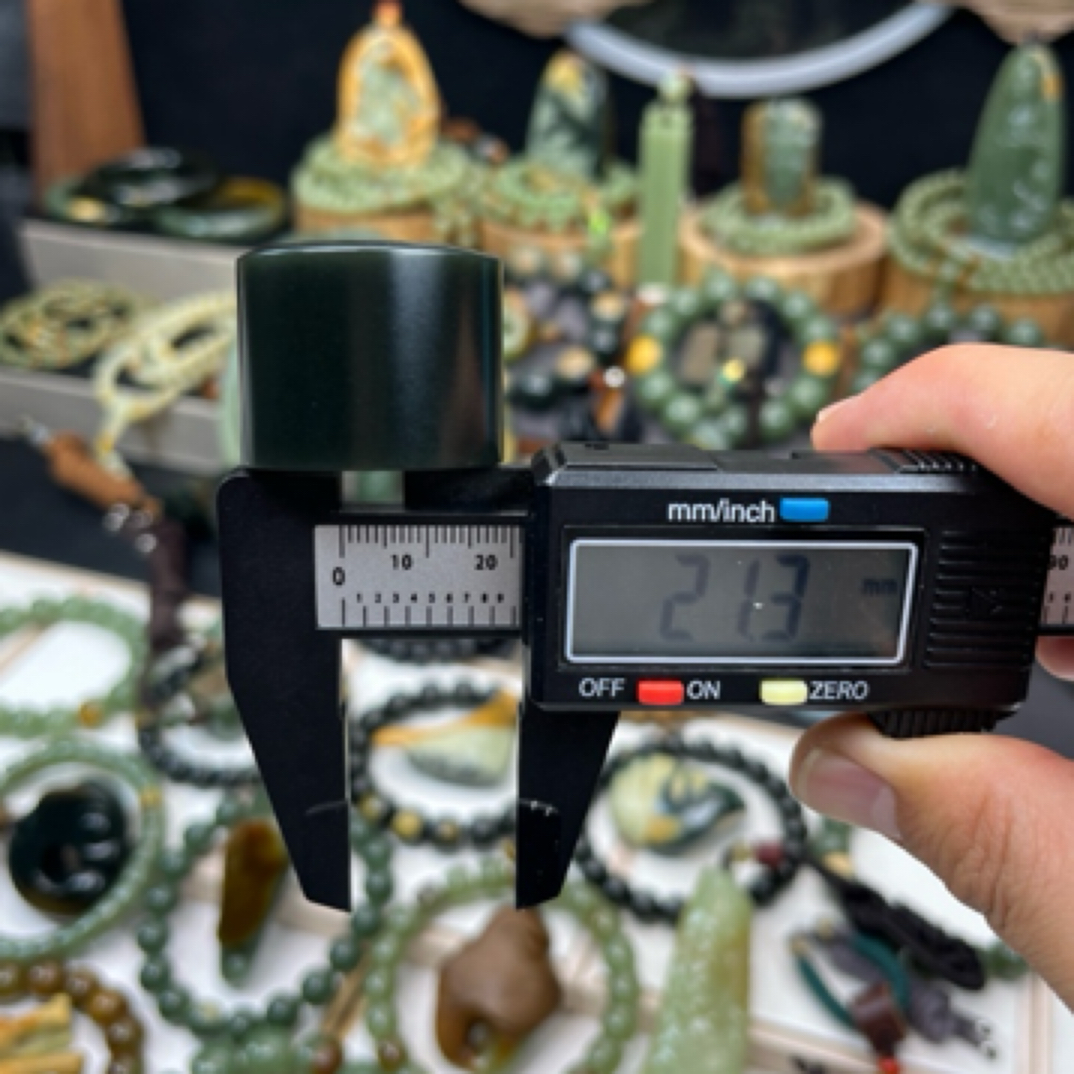 河磨玉墨绿色周国辉亲工扳指男款可收藏