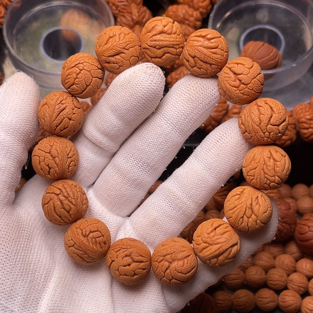 桃核手串金丝龙珠1.7