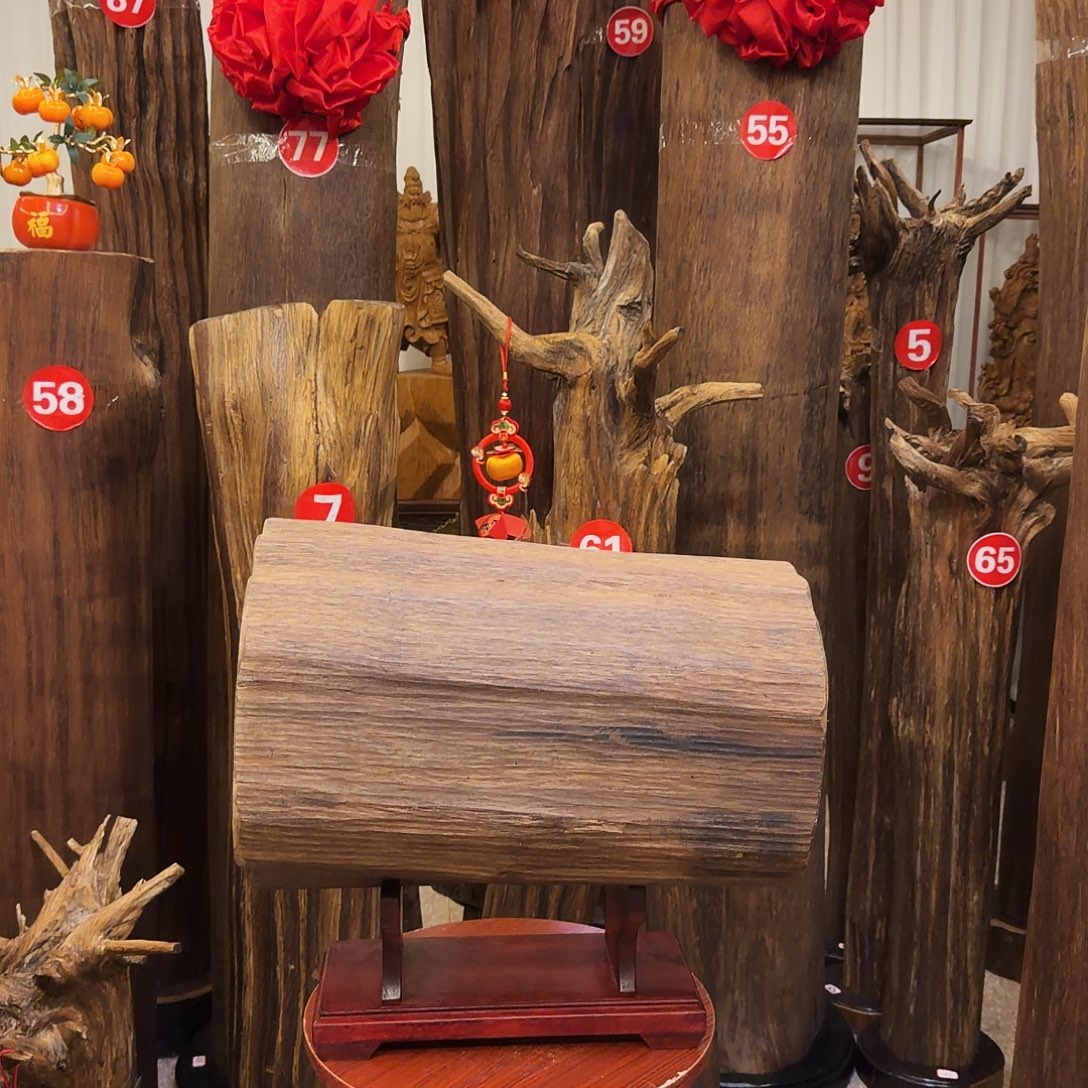 6***8沉香原材料沉香材料