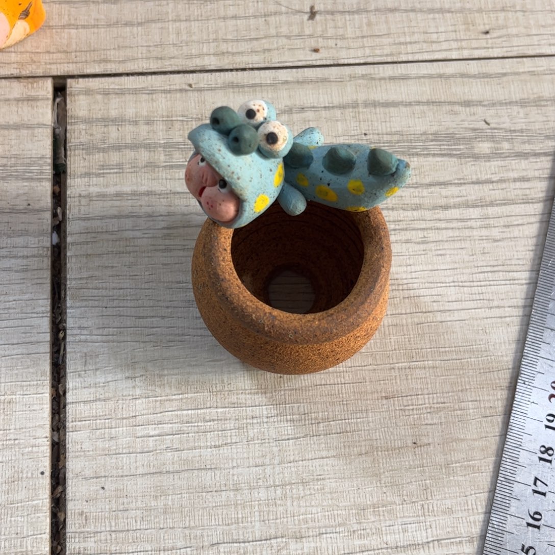 小***咚泥塑古镇炻陶花盆