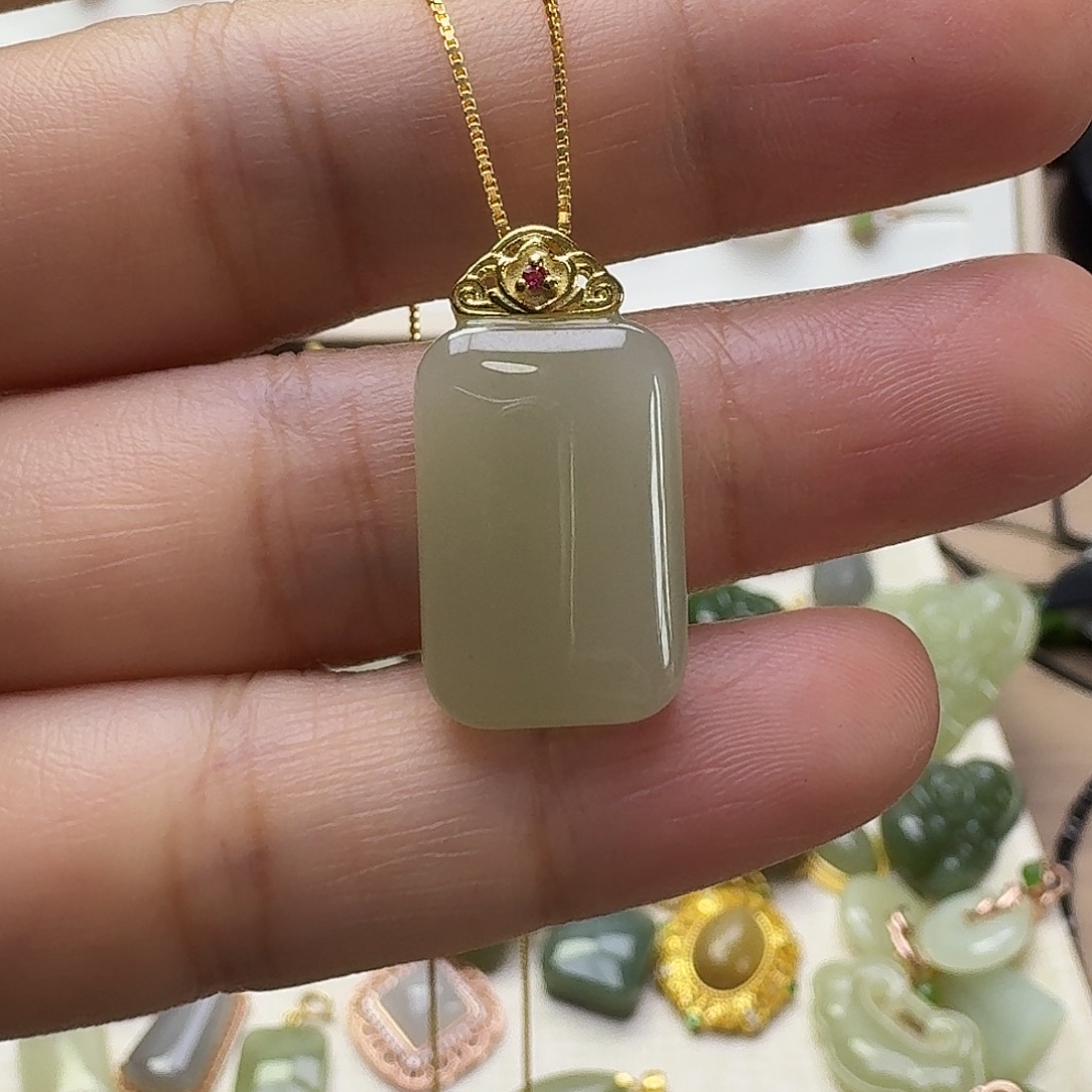 和田玉银S925镶嵌颈饰