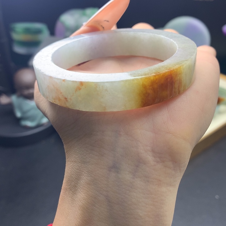 定制翡翠未镶嵌翡翠手镯