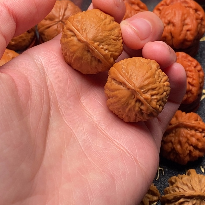 吊坠文玩核桃瓷娃娃