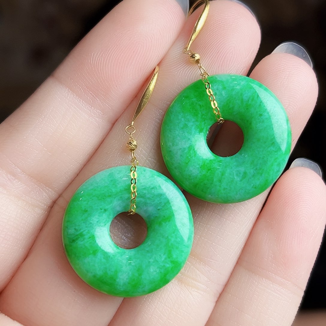 翡翠18K金镶嵌颈饰耳饰