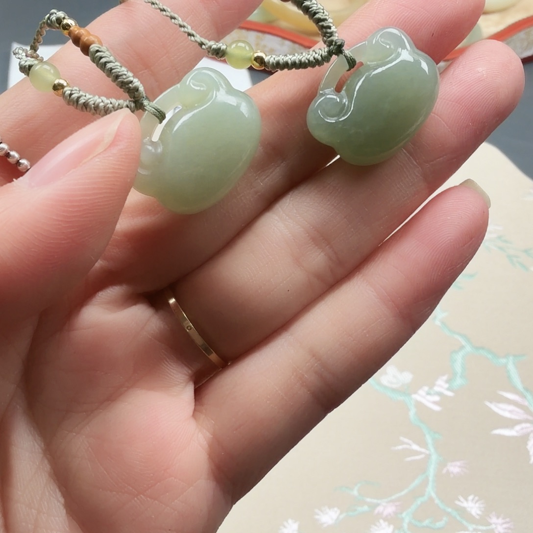 和田玉未镶嵌颈饰7