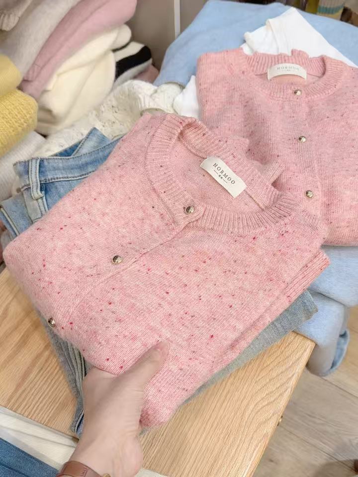 七言家  点子纱！亮扣粉色圆领毛衣开衫