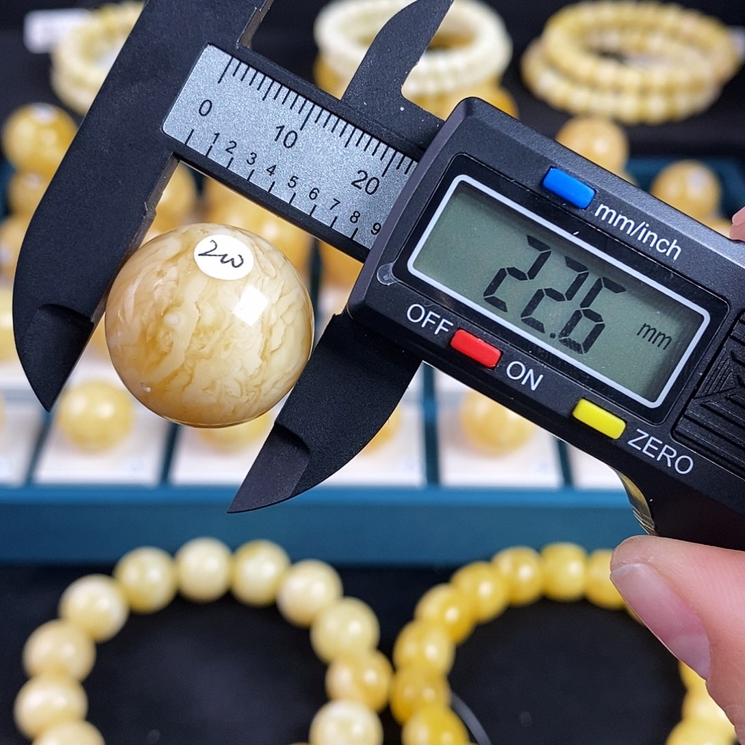 蜜蜡珠宝奇石未镶嵌