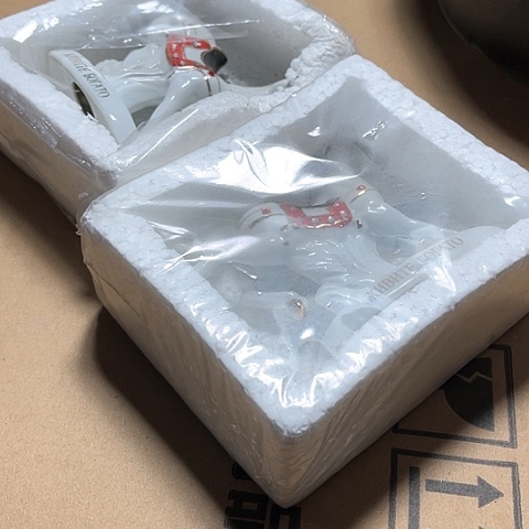 微瑕，小马摆件2个556