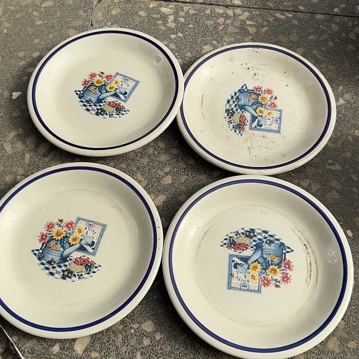 瓷片摆件陶瓷盘子碗啥都有