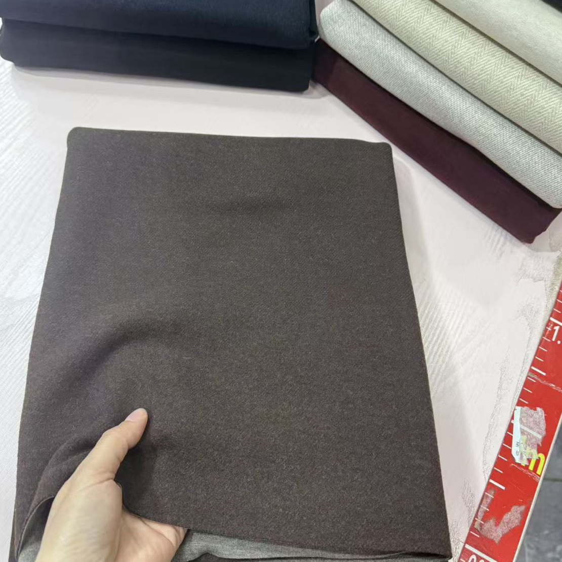 布料深咖醋酸羊小绒1-1.1-1.2-1.5米多拍连裁