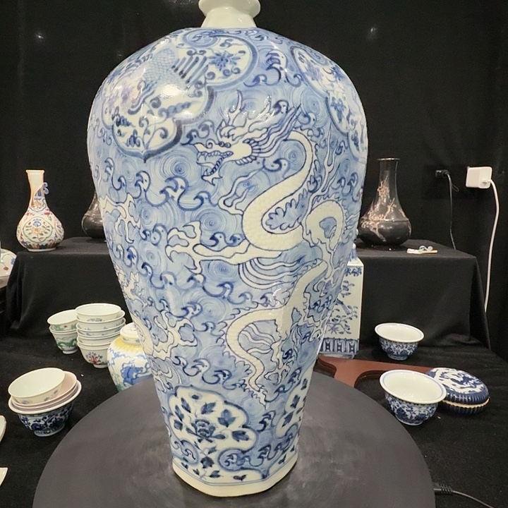 陶瓷艺术品青花摆件