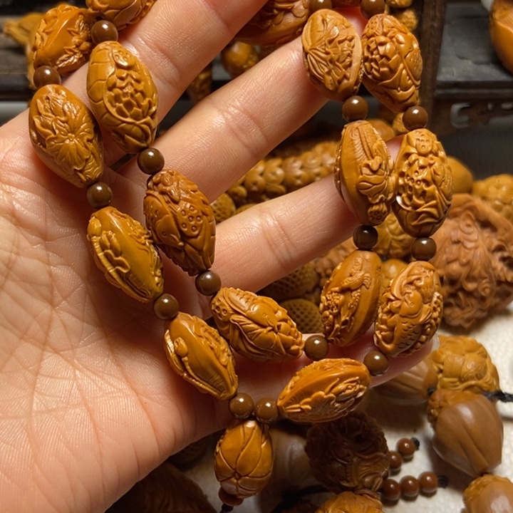 【闪购商品】橄榄核手串/手链小*荷塘月色手持