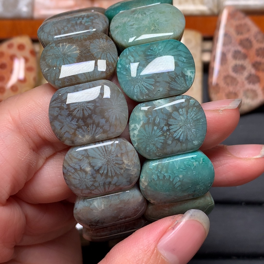 陌***暄硅化玉未镶嵌吊坠无事牌手排平安扣