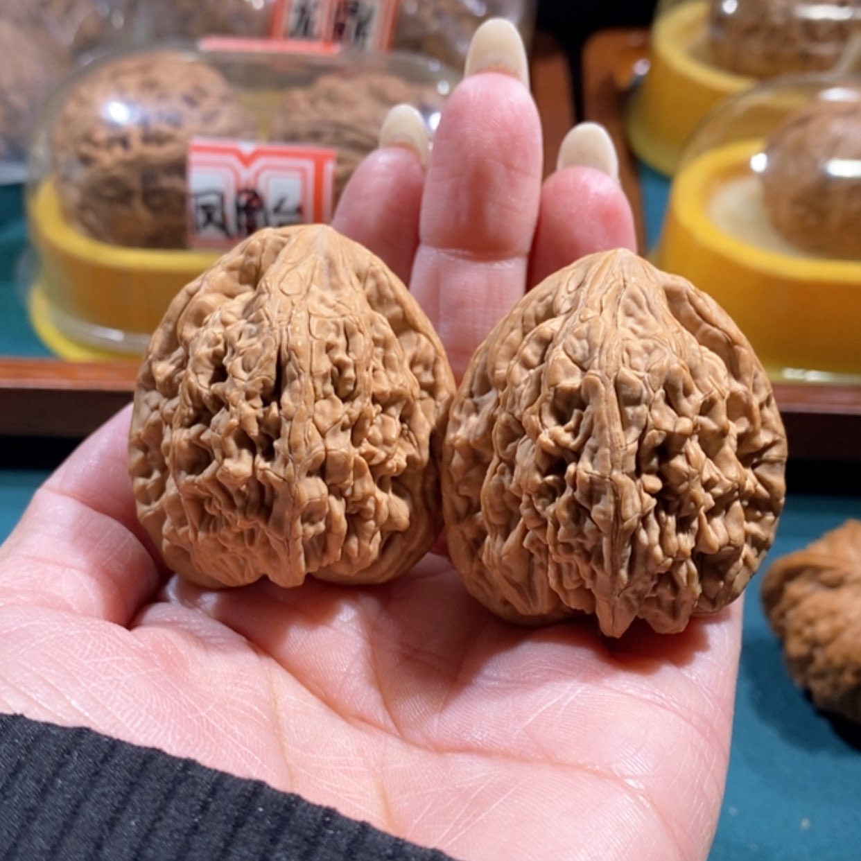 【闪购商品】文玩核桃吊坠标***准虎头王