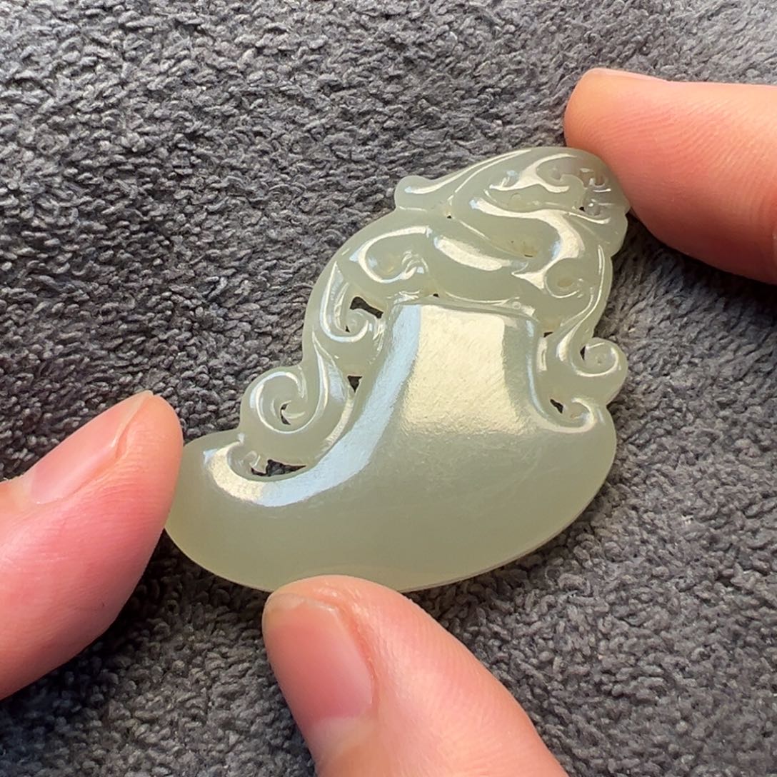 夜***明和田玉未镶嵌挂件