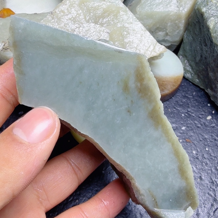 和田玉（糖玉）未镶嵌珠宝奇石