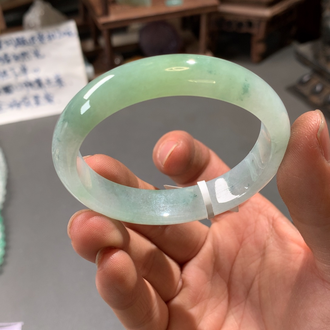翡翠手镯未镶嵌52.5贵妃