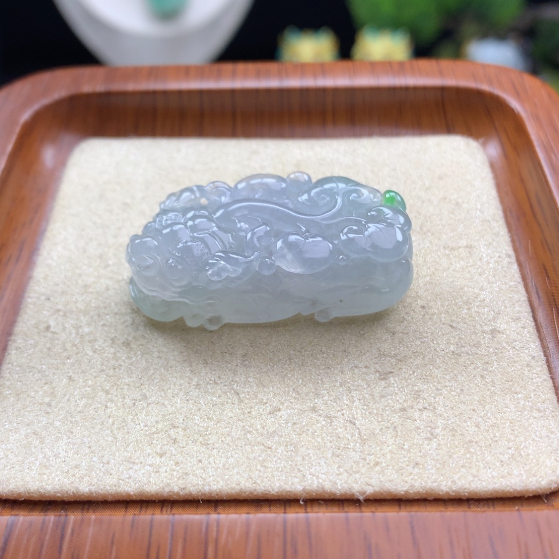 翡翠未镶嵌颈饰翡翠7