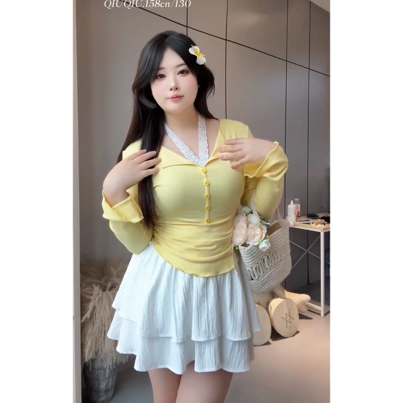 大码纯欲甜辣V领气质长袖t恤女2025春季胖mm收腰遮肚显瘦小衫上衣