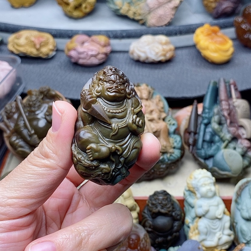 【闪购商品】定制石英质玉吊坠未镶嵌