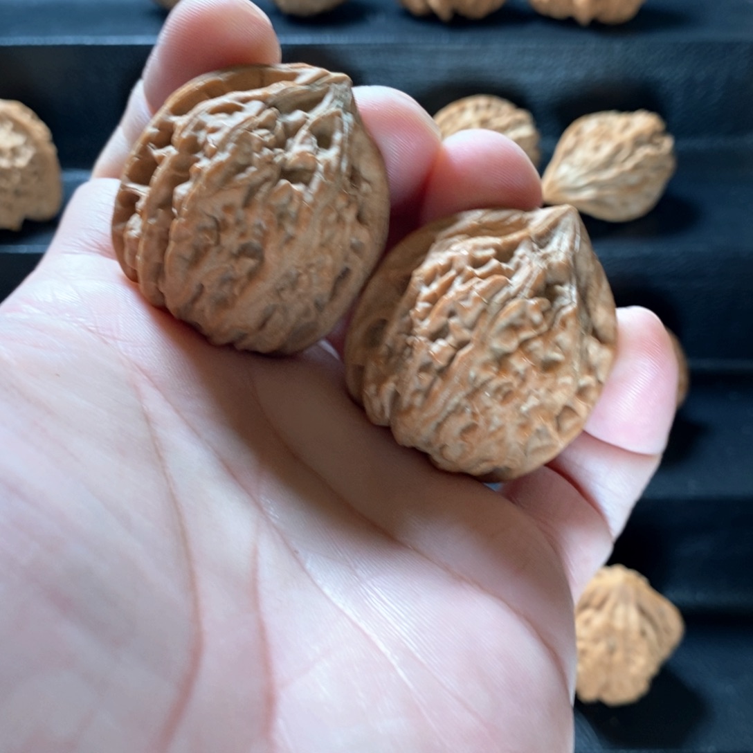 桃核把件原生态山地昌平鸡心38