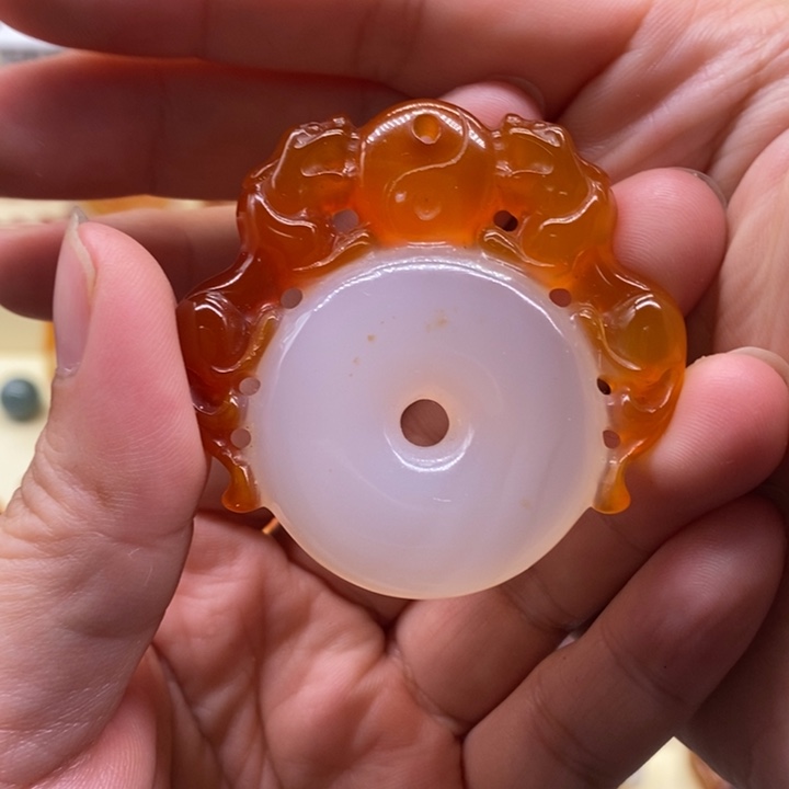 未镶嵌颈饰玛瑙/玉髓