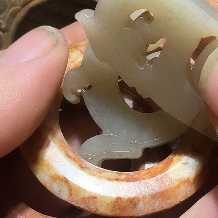 泰***行和田玉（糖玉）未镶嵌挂件